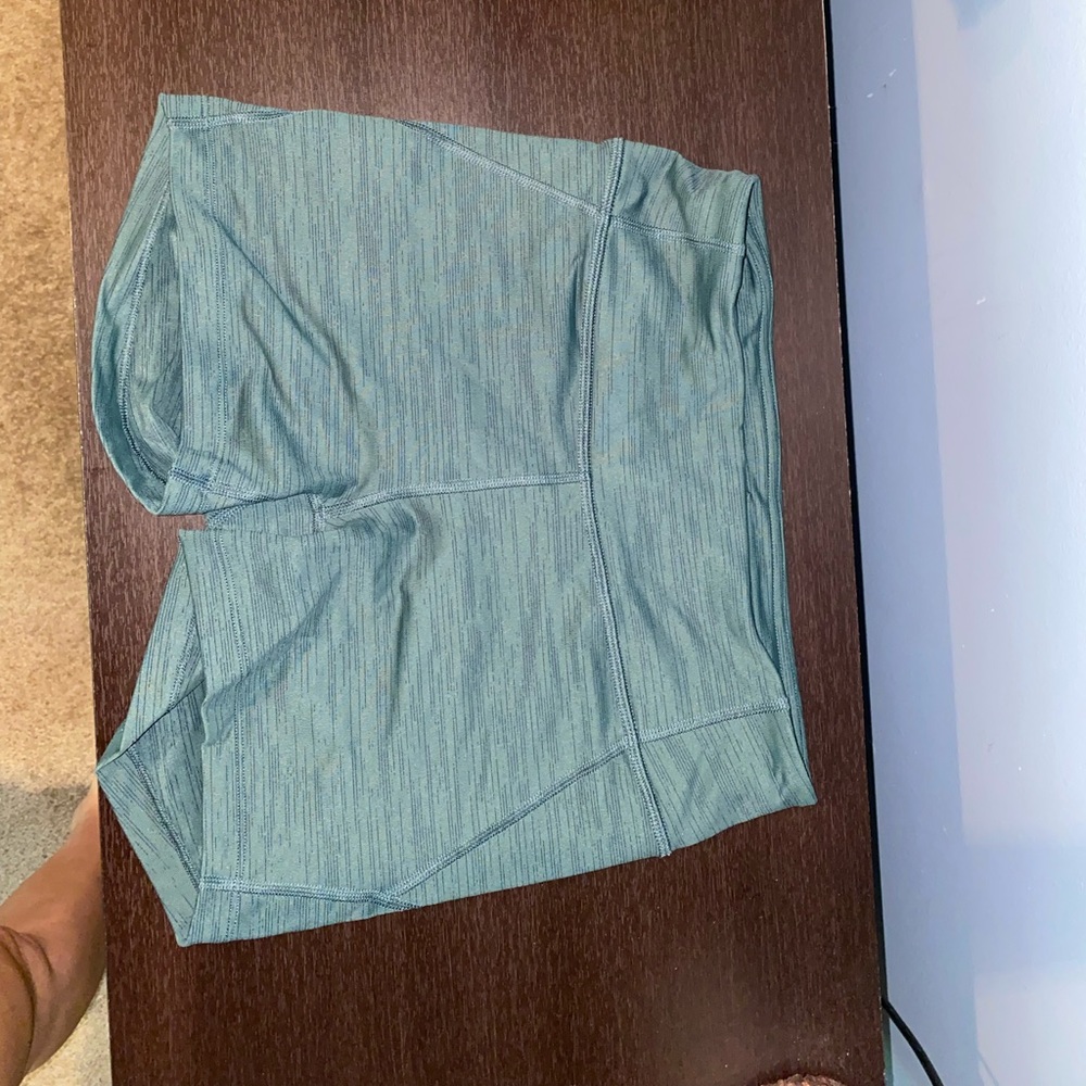 OV short! Move free 3.5” in Evergreen!